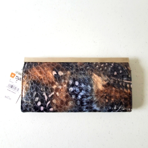 NEW Wilsons Leather Snakeskin Textured Clutch Blue Watercolor Print Wallet - Picture 13 of 16